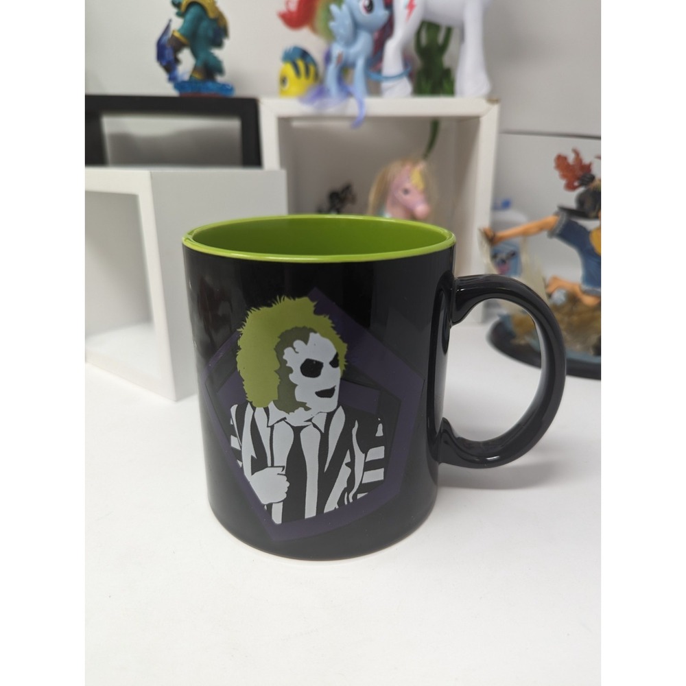 New Official Beetlejuice Sandworm Coffee Cup Mug 20oz Say It Three Times HTF - Picture 2 of 2